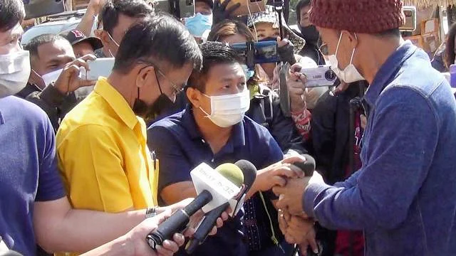 ลุงพลทำร้ายนักข่าว