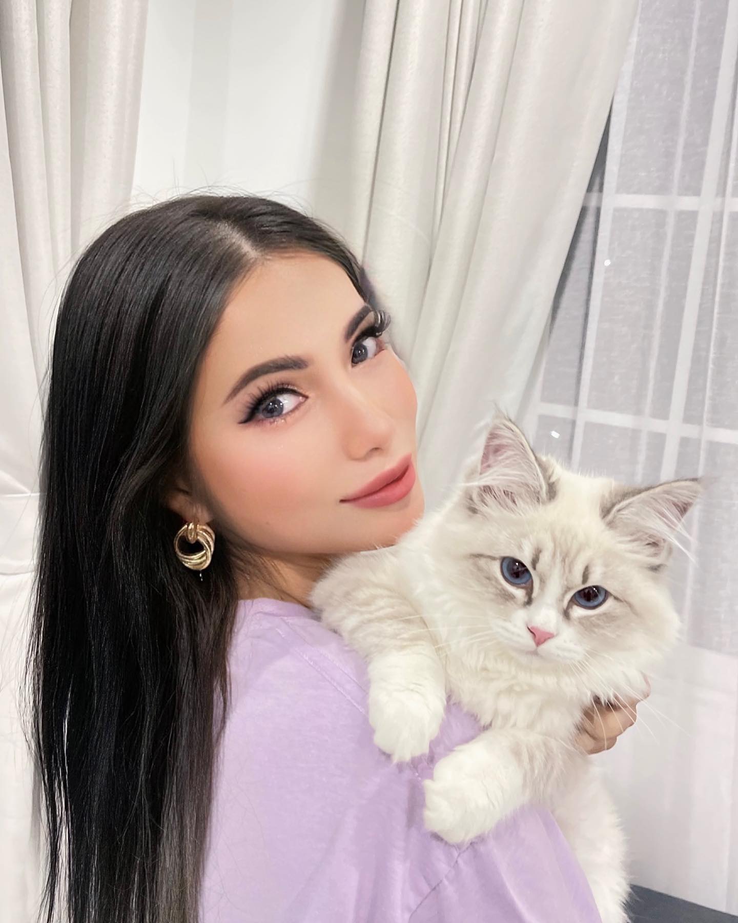 อายตากับแมว
