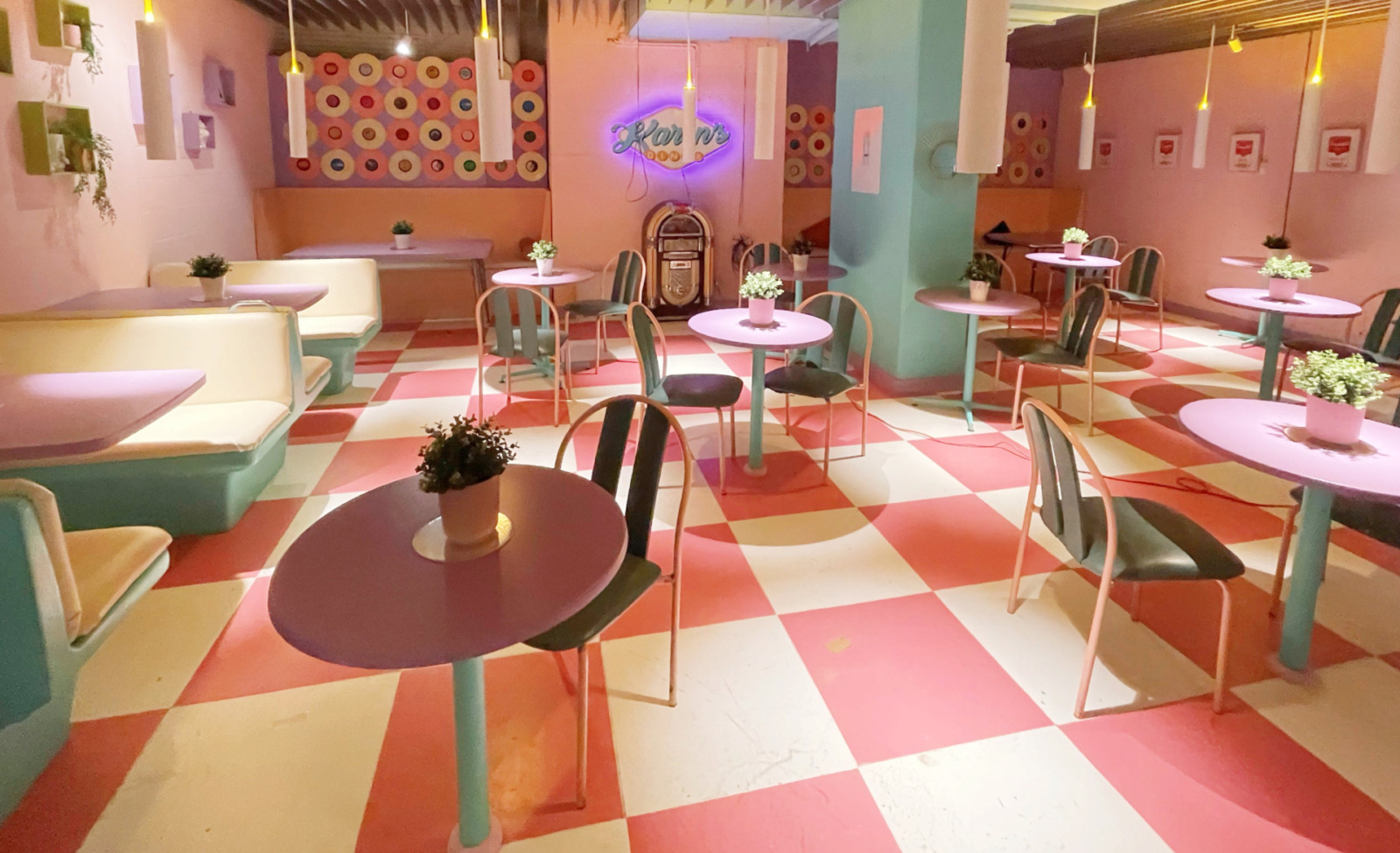 อาหารร้าน Karen's Diner