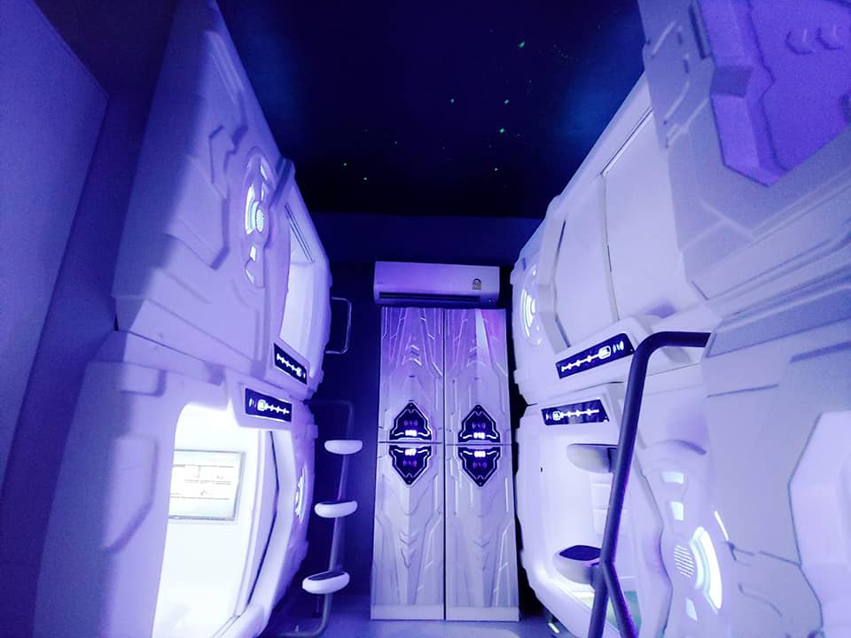 Met a Space Pod