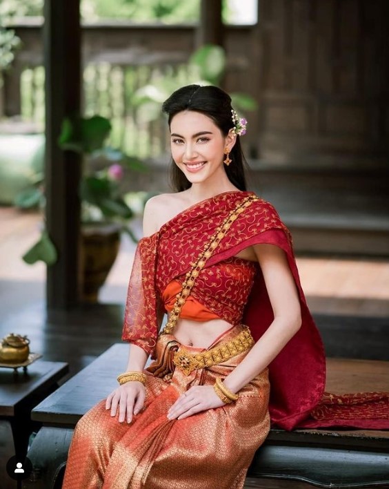 ใหม่​ ดาวิกา