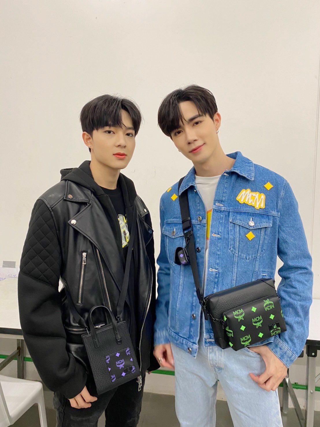 ภาพเหตุการณ์แฟนคลับคู่จิ้นไล่ต่อ ธนภพ