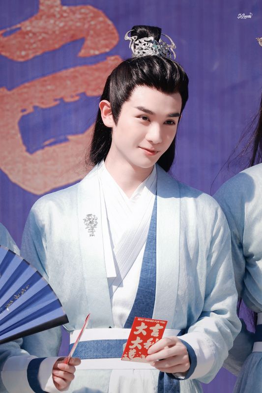 เปิดวาร์ป นาย กรชิต หนุ่มหล่อชาวไทยวง INTO1 เล่นหนังพีเรียดจีน INSECT DETECTIVE 2