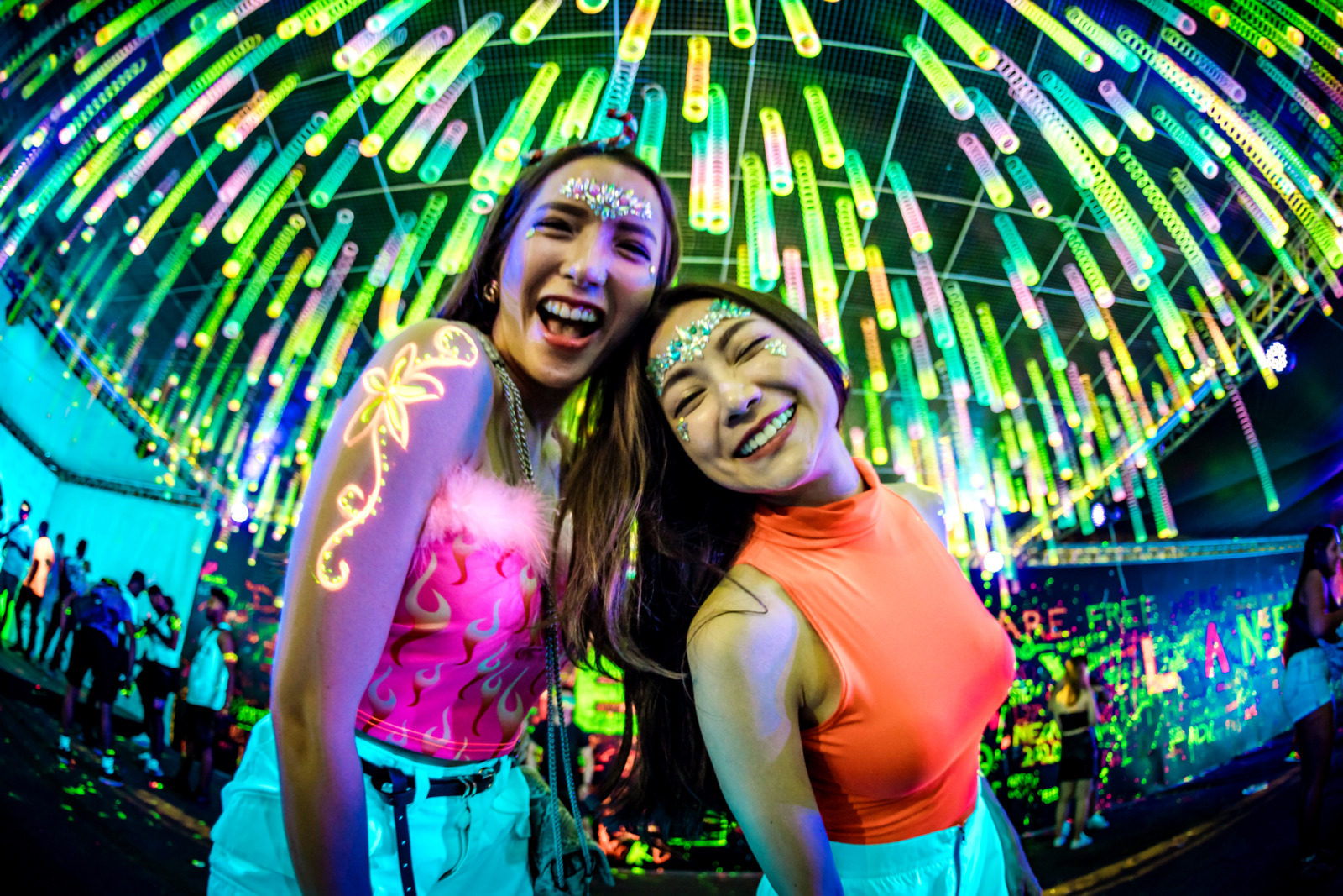 NeonCountdown2019_1230_204717-01806_DIVISUALS