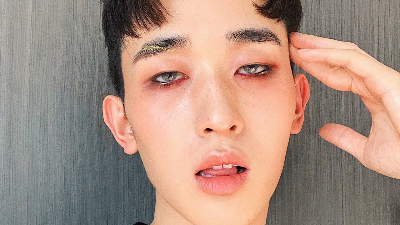 Tired Eyes trend 1