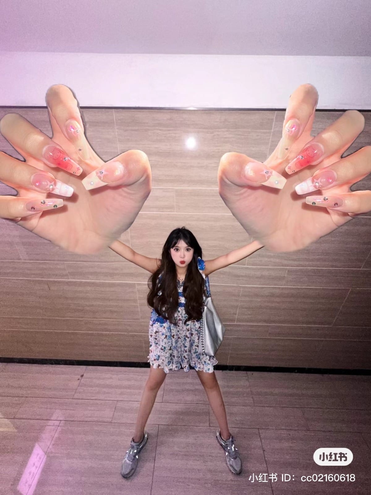อวดเล็บ