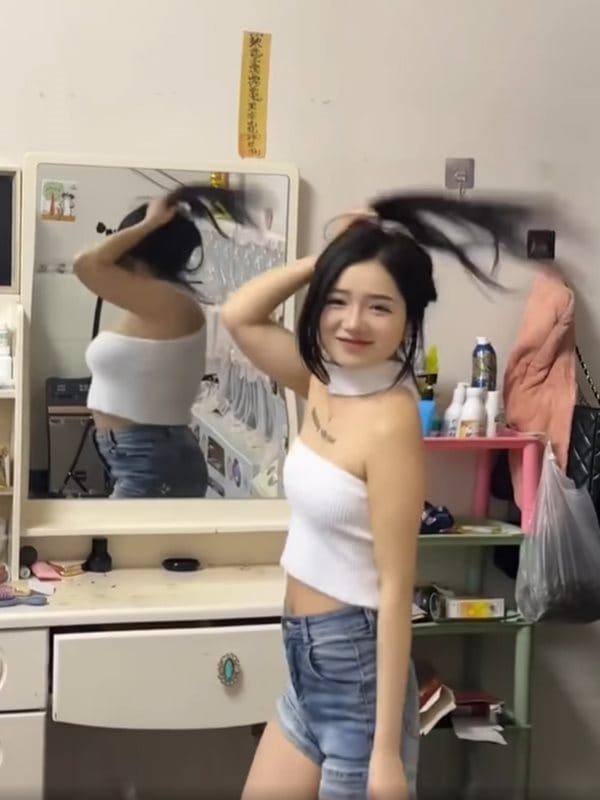 สาวจีนน่ารัก ร่างจริง 6